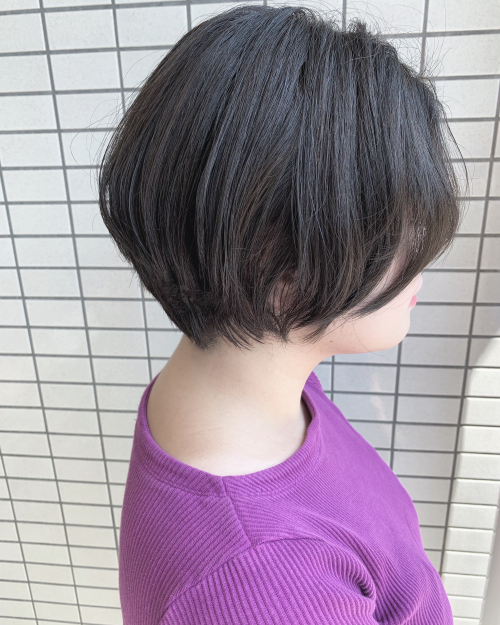 ショートボブにグレージュ