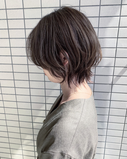ウルフカットにハイライトカラー♪