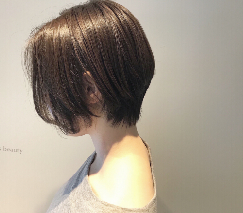 大人くびれショート